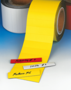 Magnetic labels on a roll, perforated Magnetic labels on a roll, perforated