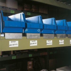 Magnetic labels Magnetic labels